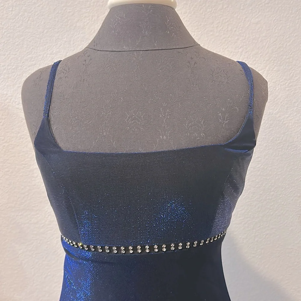 Betsy & Adam by Jaslene evening dress - Picture 2 of 7